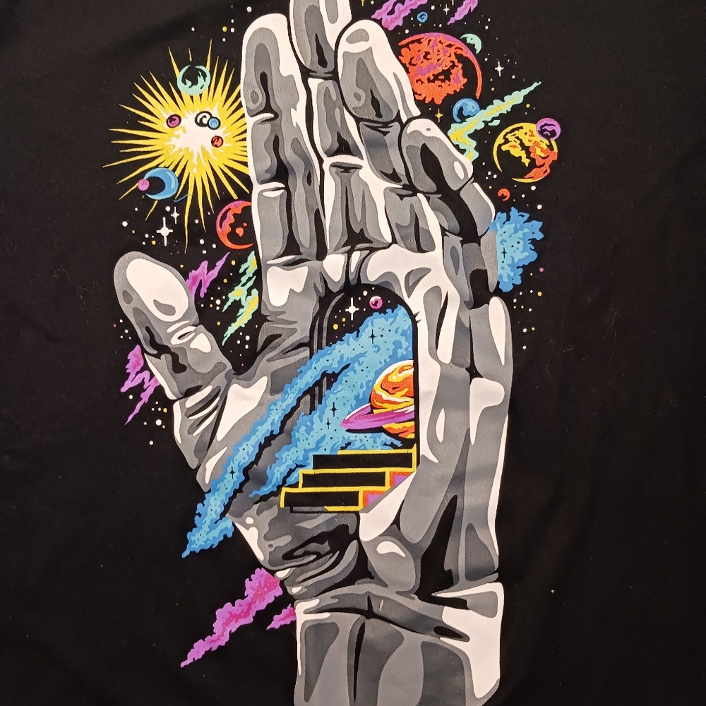Graphic Tee - Picture 2 of 4